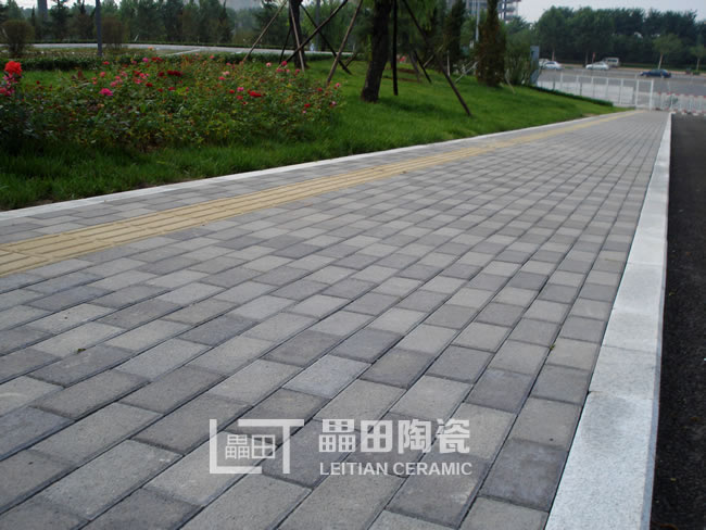 道路鋪設(shè)效果